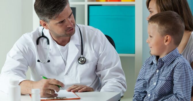 HGH Injections Nightly in Children: Why Bedtime Matters image