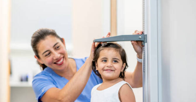 Growth Hormone vs Nutritional Therapy Kids: Which Helps Short Stature Most? image