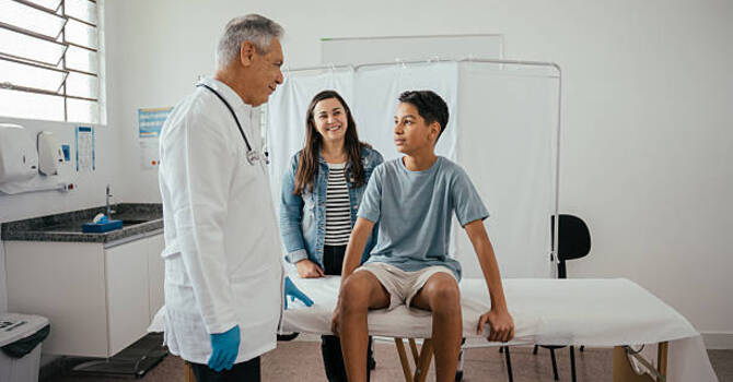 Sermorelin for 13 Year Old Growth Plates Open: Understanding Growth Potential During Early Adolescence image